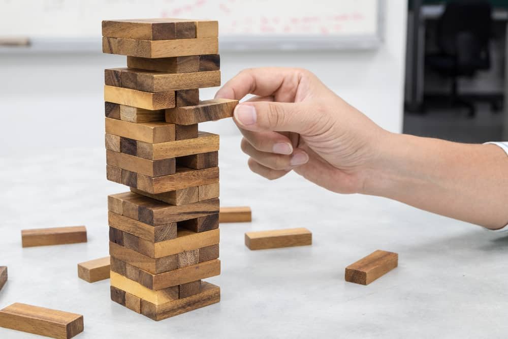 Jenga, tornipino puupalikoista