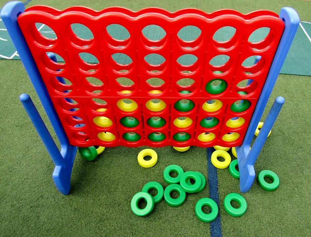 Outdoor 4 in a Row giant game set