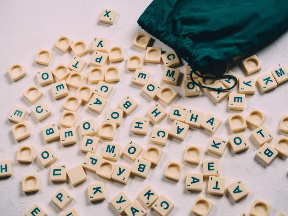 Scrabble board game pieces