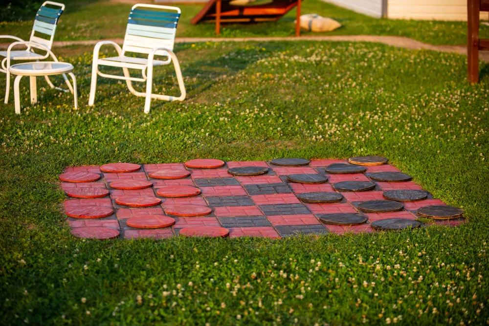 giant outdoor checkers